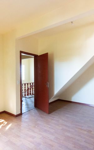 Casa à venda com 370m², 3 quartos e 7 vagas