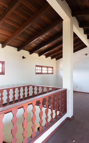 Casa à venda com 370m², 3 quartos e 7 vagas