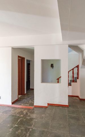 Casa à venda com 370m², 3 quartos e 7 vagas