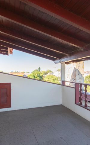 Casa à venda com 370m², 3 quartos e 7 vagas