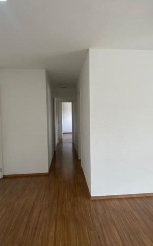 Apartamento à venda com 100m², 3 quartos e 2 vagas Apartamento à venda com 100m², 3 quartos e 2 vagasSala