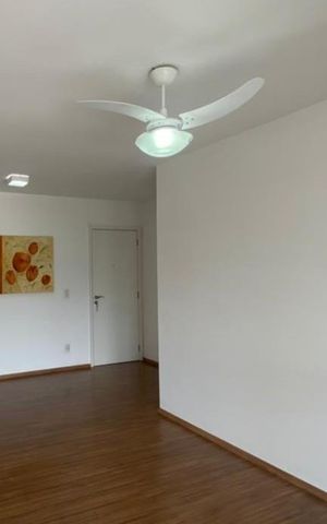 Apartamento à venda com 100m², 3 quartos e 2 vagas Apartamento à venda com 100m², 3 quartos e 2 vagasSala