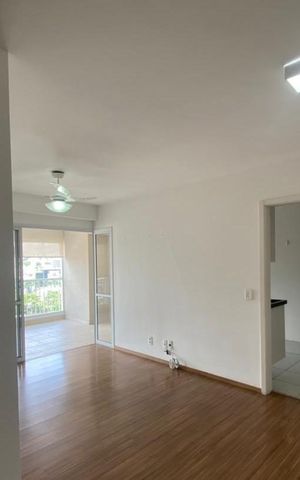Apartamento à venda com 100m², 3 quartos e 2 vagas Apartamento à venda com 100m², 3 quartos e 2 vagasSala
