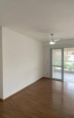 Apartamento à venda com 100m², 3 quartos e 2 vagas Apartamento à venda com 100m², 3 quartos e 2 vagasSala
