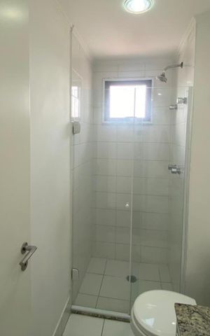 Apartamento à venda com 100m², 3 quartos e 2 vagas Apartamento à venda com 100m², 3 quartos e 2 vagasBanheiro