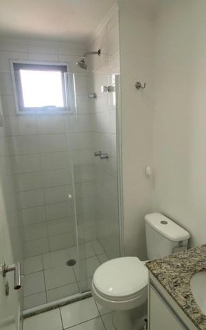 Apartamento à venda com 100m², 3 quartos e 2 vagas Apartamento à venda com 100m², 3 quartos e 2 vagasBanheiro