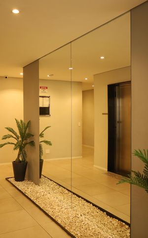 Apartamento à venda com 42m², 2 quartos e sem vagaÁrea comum - Saguão do prédio