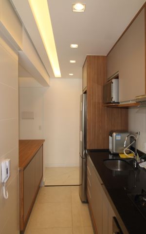 Apartamento à venda com 60m², 2 quartos e 1 vagaSala / Cozinha