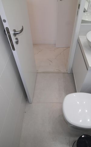Apartamento à venda com 60m², 2 quartos e 1 vagaBanheiro 1