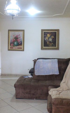 Casa à venda com 600m², 4 quartos e 2 vagasSala