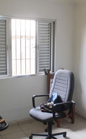Casa à venda com 600m², 4 quartos e 2 vagasQuarto 2
