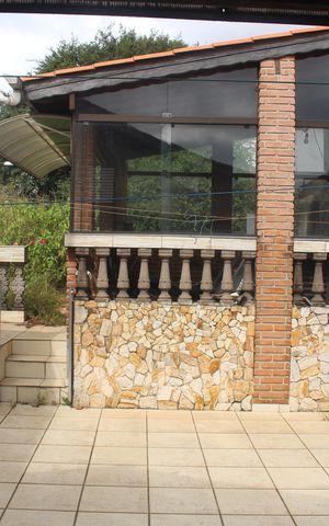 Casa à venda com 600m², 4 quartos e 2 vagasQuintal