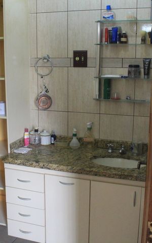 Casa à venda com 600m², 4 quartos e 2 vagasBanheiro da Suíte