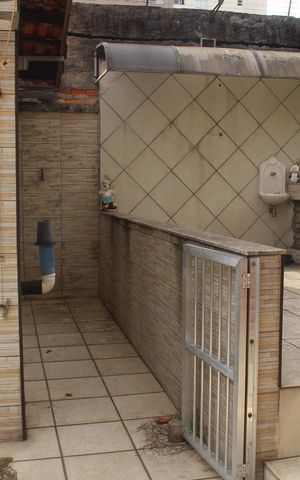 Casa à venda com 600m², 4 quartos e 2 vagasQuintal
