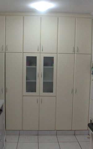 Casa à venda com 600m², 4 quartos e 2 vagasCozinha