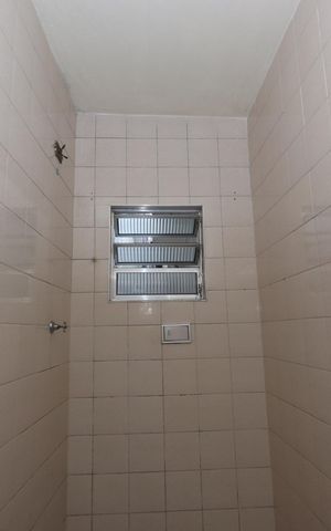 Casa à venda com 180m², 2 quartos e sem vagaBanheiro da Suíte
