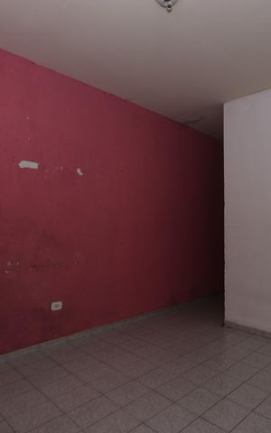 Casa à venda com 180m², 2 quartos e sem vagaSala
