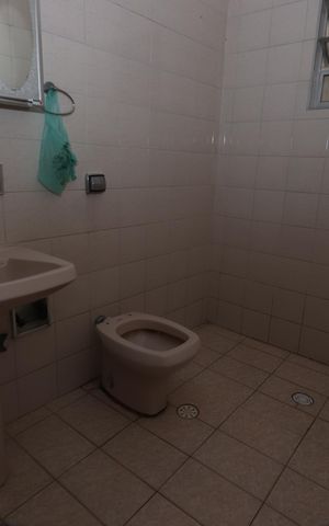 Casa à venda com 180m², 2 quartos e sem vagaBanheiro Social