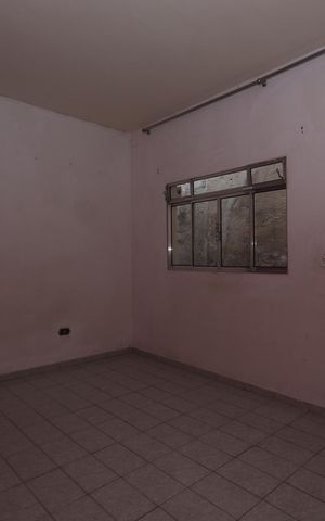 Casa à venda com 180m², 2 quartos e sem vagaSala