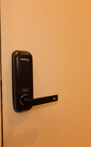 Apartamento à venda com 117m², 3 quartos e 2 vagasFechadura eletrônica