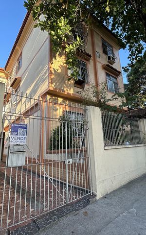 Apartamento à venda com 80m², 3 quartos e sem vagaFachada + placa