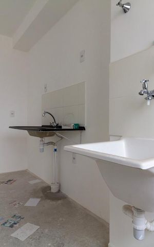 Apartamento à venda com 36m², 2 quartos e sem vaga Apartamento à venda com 36m², 2 quartos e sem vagaCozinha e Área de Serviço