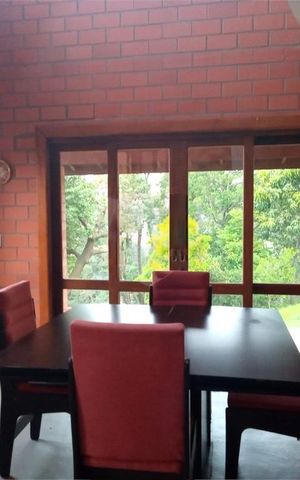 Casa à venda com 122m², 2 quartos e 4 vagas