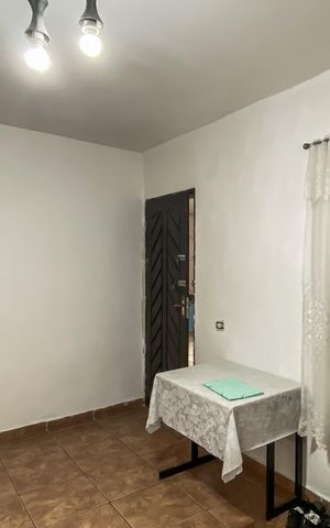 Casa à venda com 360m², 2 quartos e 4 vagas Casa à venda com 360m², 2 quartos e 4 vagasSalam