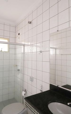 Casa para alugar com 197m², 4 quartos e 3 vagasBanheiro Social