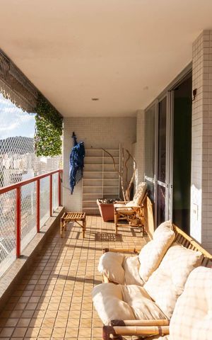 Apartamento à venda com 174m², 4 quartos e 2 vagasVaranda da Sala