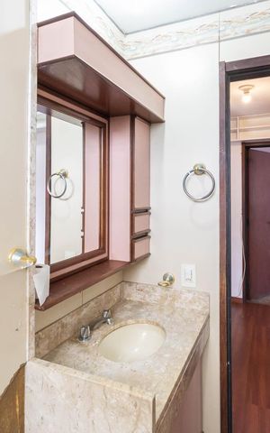 Apartamento à venda com 174m², 4 quartos e 2 vagasBanheiro