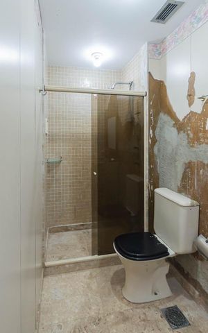 Apartamento à venda com 174m², 4 quartos e 2 vagasBanheiro Suíte