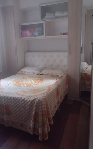 Casa à venda com 125m², 2 quartos e 2 vagas