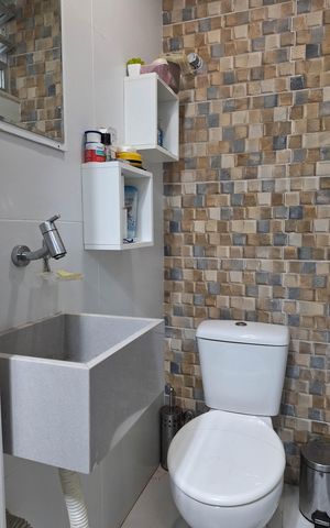 Apartamento à venda com 65m², 2 quartos e sem vaga Apartamento à venda com 65m², 2 quartos e sem vagaBanheiro da Suíte 1