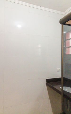 Casa à venda com 208m², 4 quartos e 3 vagas Casa à venda com 208m², 4 quartos e 3 vagasBanheiro social