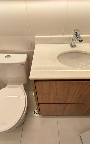 Apartamento para alugar com 26m², 1 quarto e sem vaga Apartamento para alugar com 26m², 1 quarto e sem vagaBanheiro da Suíte