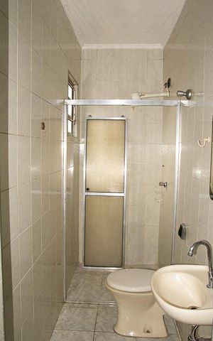 Casa à venda com 120m², 3 quartos e 2 vagas Casa à venda com 120m², 3 quartos e 2 vagasBanheiro da Suíte 2