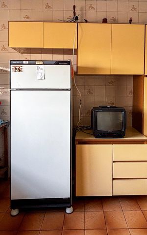 Casa à venda com 250m², 2 quartos e 2 vagas