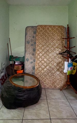 Casa à venda com 250m², 2 quartos e 2 vagas