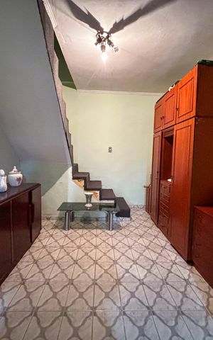 Casa à venda com 250m², 2 quartos e 2 vagas