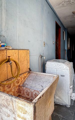 Casa à venda com 250m², 2 quartos e 2 vagas