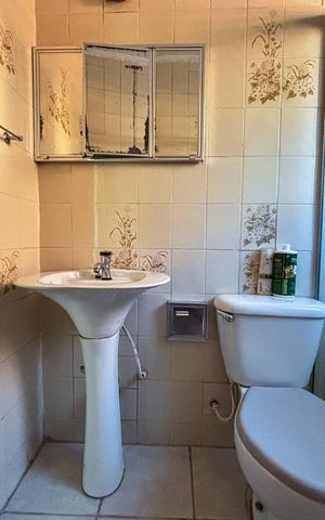 Casa à venda com 250m², 2 quartos e 2 vagas