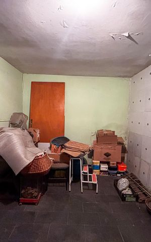 Casa à venda com 250m², 2 quartos e 2 vagas
