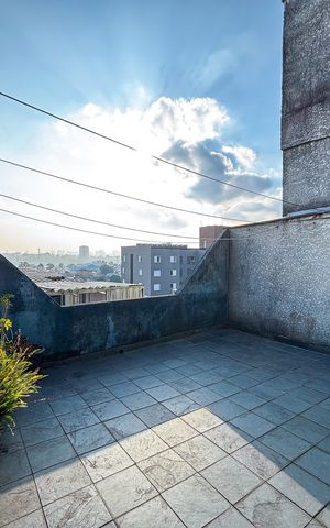 Casa à venda com 250m², 2 quartos e 2 vagas