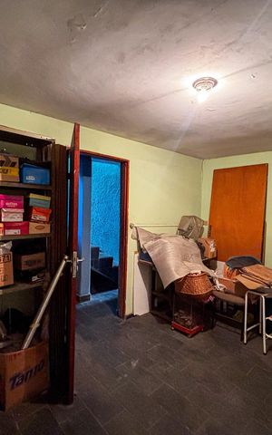 Casa à venda com 250m², 2 quartos e 2 vagas