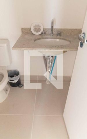 Apartamento à venda com 71m², 2 quartos e 1 vaga Apartamento à venda com 71m², 2 quartos e 1 vagaBanheiro