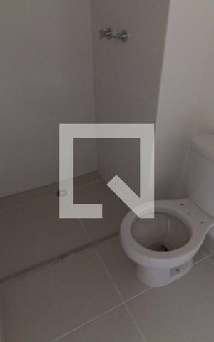 Apartamento à venda com 71m², 2 quartos e 1 vaga Apartamento à venda com 71m², 2 quartos e 1 vagaBanheiro