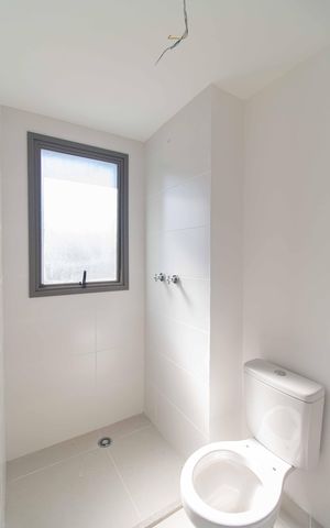 Apartamento para alugar com 71m², 2 quartos e 1 vaga Apartamento para alugar com 71m², 2 quartos e 1 vagaBanheiro da Suíte