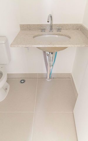 Apartamento para alugar com 71m², 2 quartos e 1 vaga Apartamento para alugar com 71m², 2 quartos e 1 vagaBanheiro