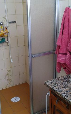 Casa à venda com 264m², 4 quartos e 4 vagas